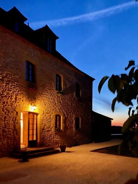 Domaine De Cazal - D'hotes Avec Piscine Au Coeur De 26 Hectares De Nature Preservee Bed & Breakfast *