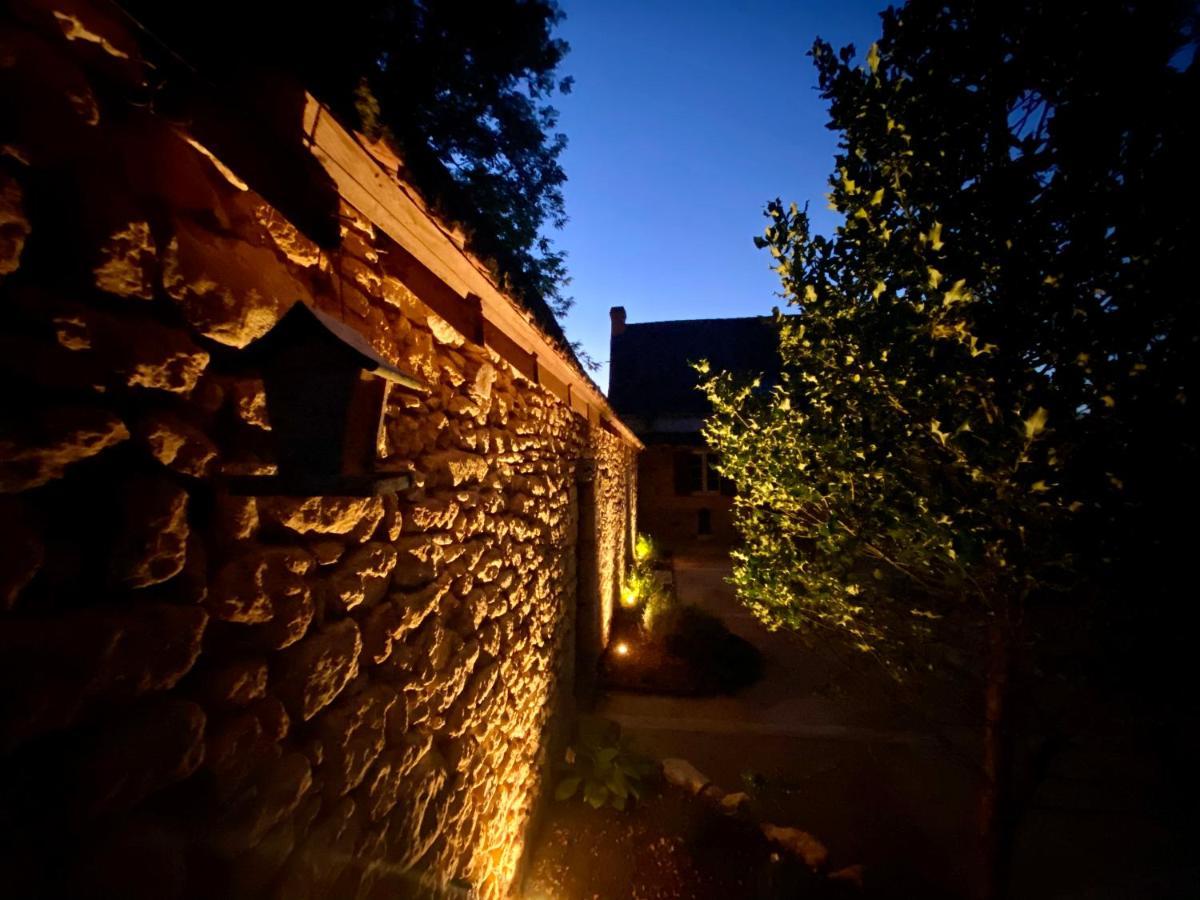 Domaine De Cazal - D'hotes Avec Piscine Au Coeur De 26 Hectares De Nature Preservee Bed & Breakfast *