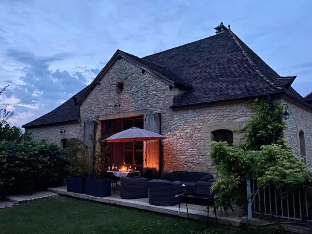 Domaine De Cazal - D'hotes Avec Piscine Au Coeur De 26 Hectares De Nature Preservee *