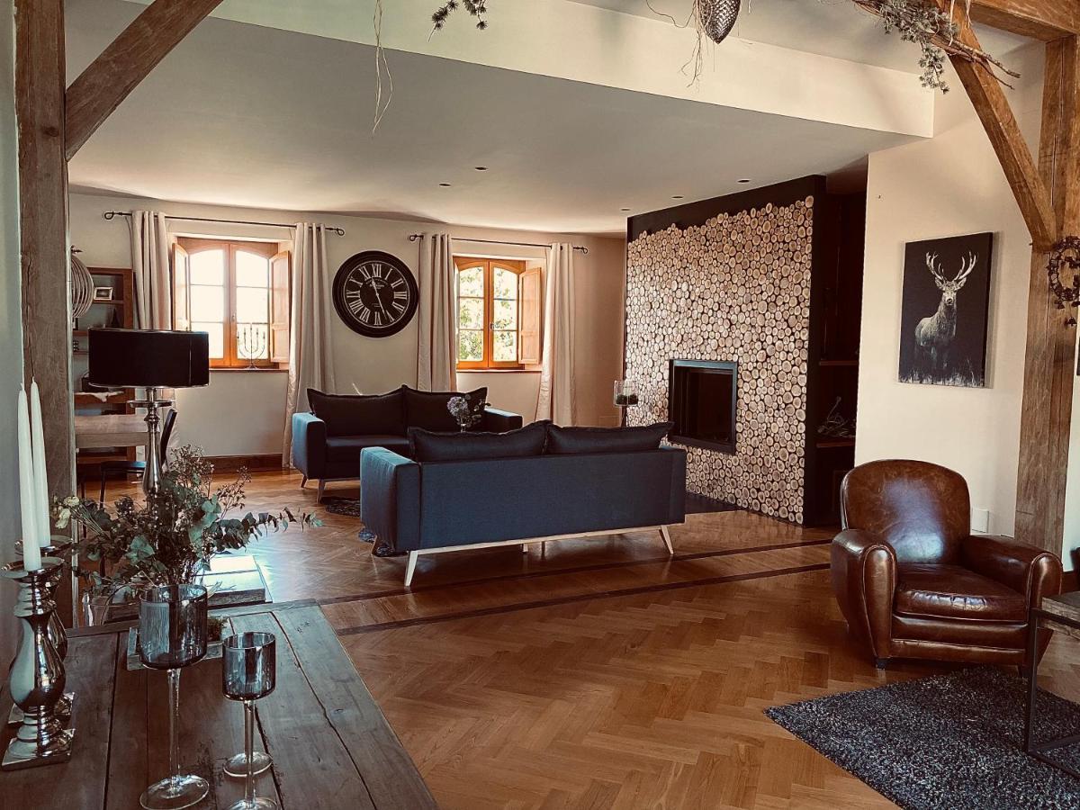 Domaine De Cazal - D'hotes Avec Piscine Au Coeur De 26 Hectares De Nature Preservee