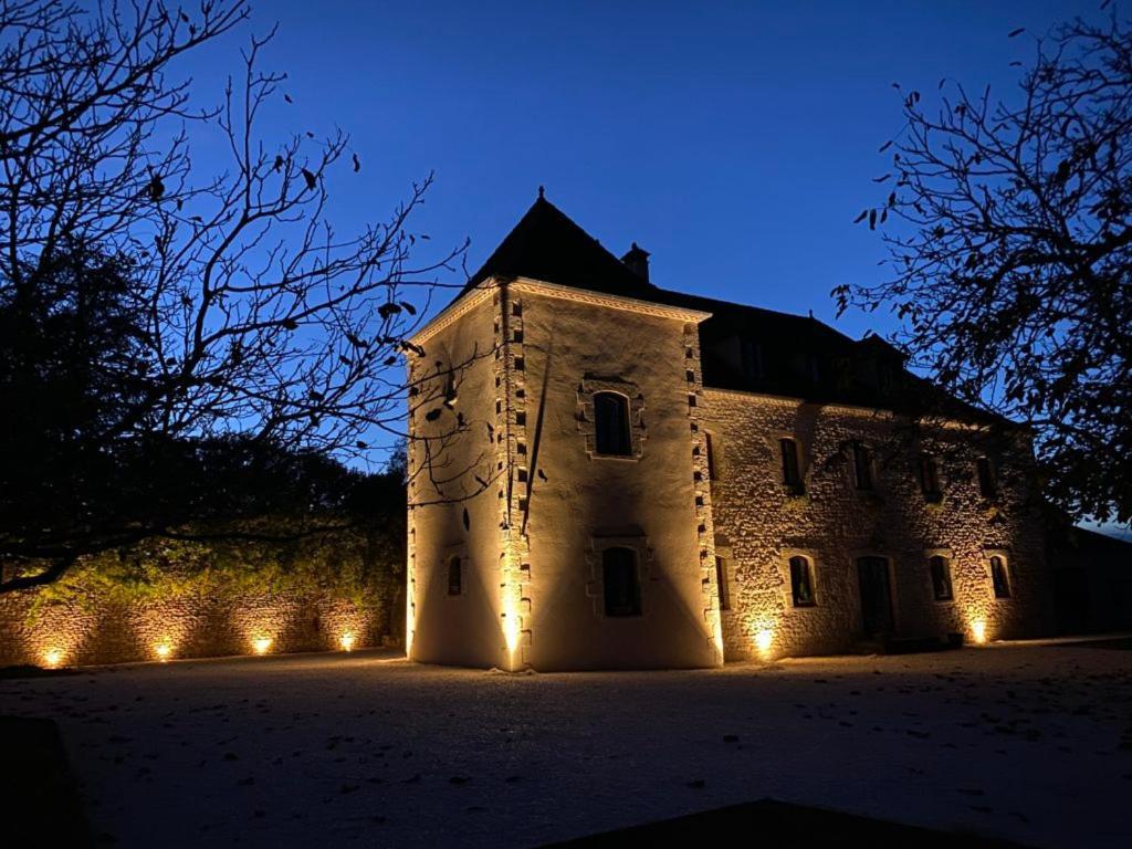 Domaine De Cazal - D'hotes Avec Piscine Au Coeur De 26 Hectares De Nature Preservee Bed & Breakfast